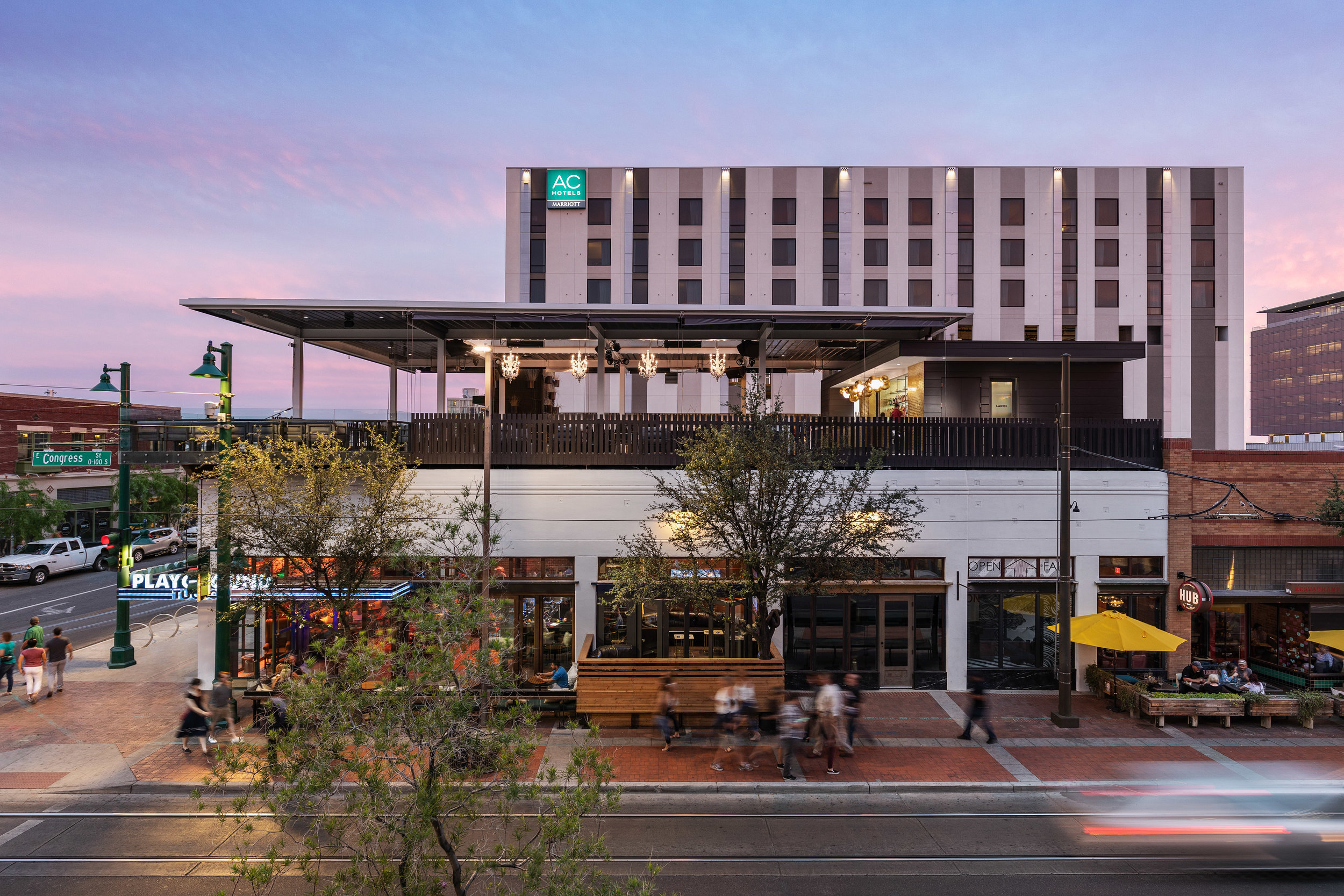 Playground Bar & Lounge