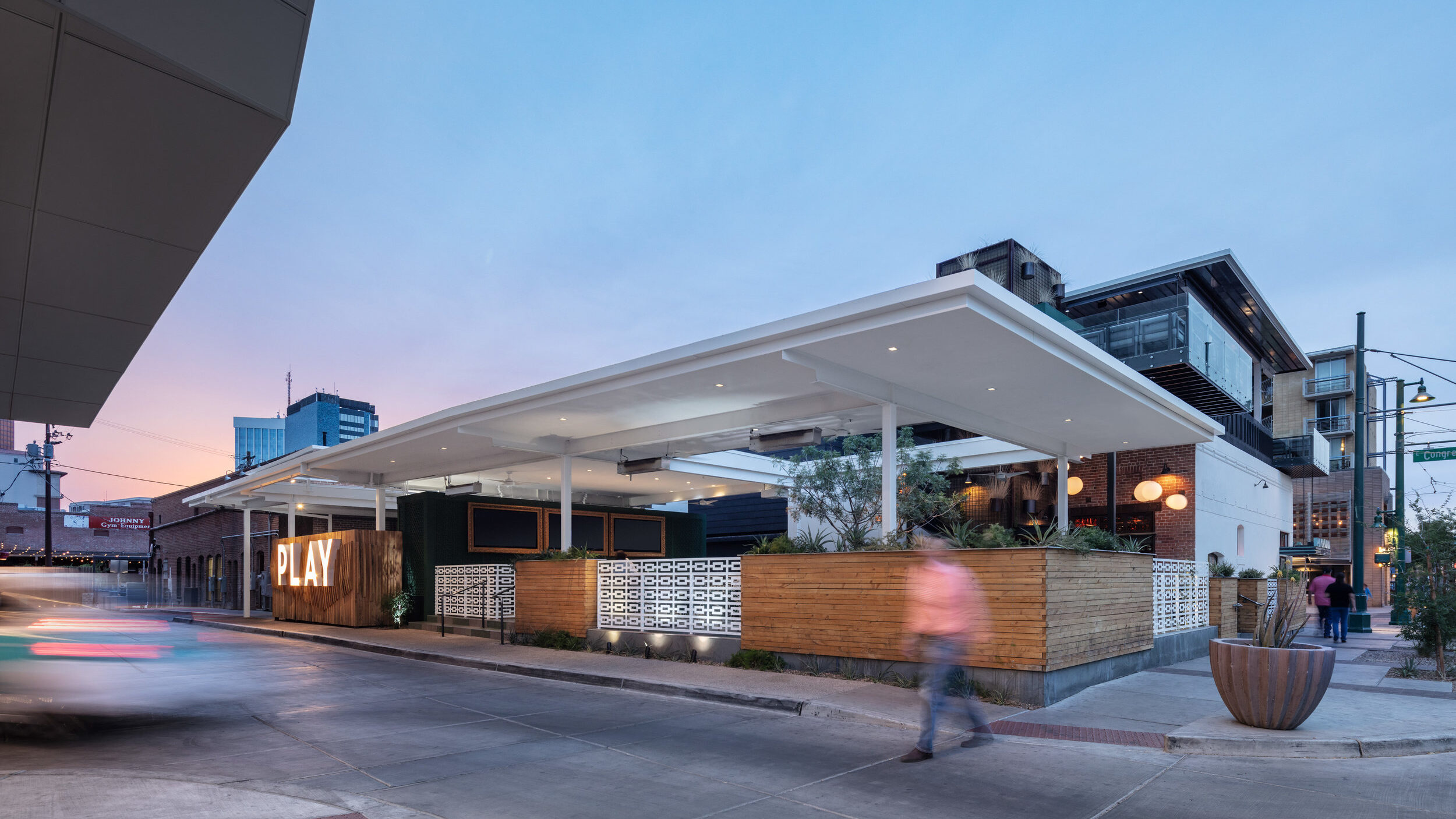 Playground Bar & Lounge